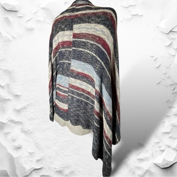 Free People The Big Trail Asymmetrical Poncho Cardigan Sweater Poncho Size Small - Picture 10 of 16
